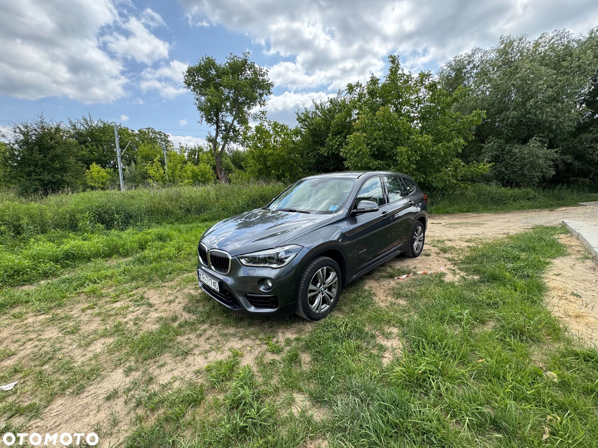BMW X1 xDrive20i Sport Line - 1