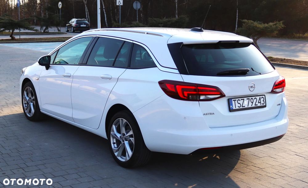 Opel Astra 1.6 D (CDTI) Start/Stop Dynamic - 7