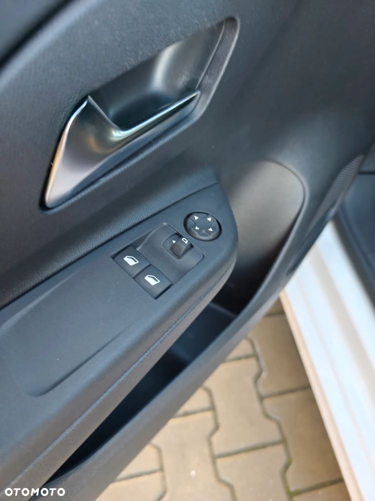 Opel Corsa - 13