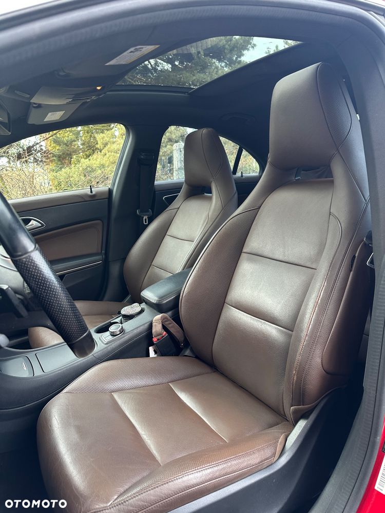 Mercedes-Benz CLA 250 7G-DCT - 10