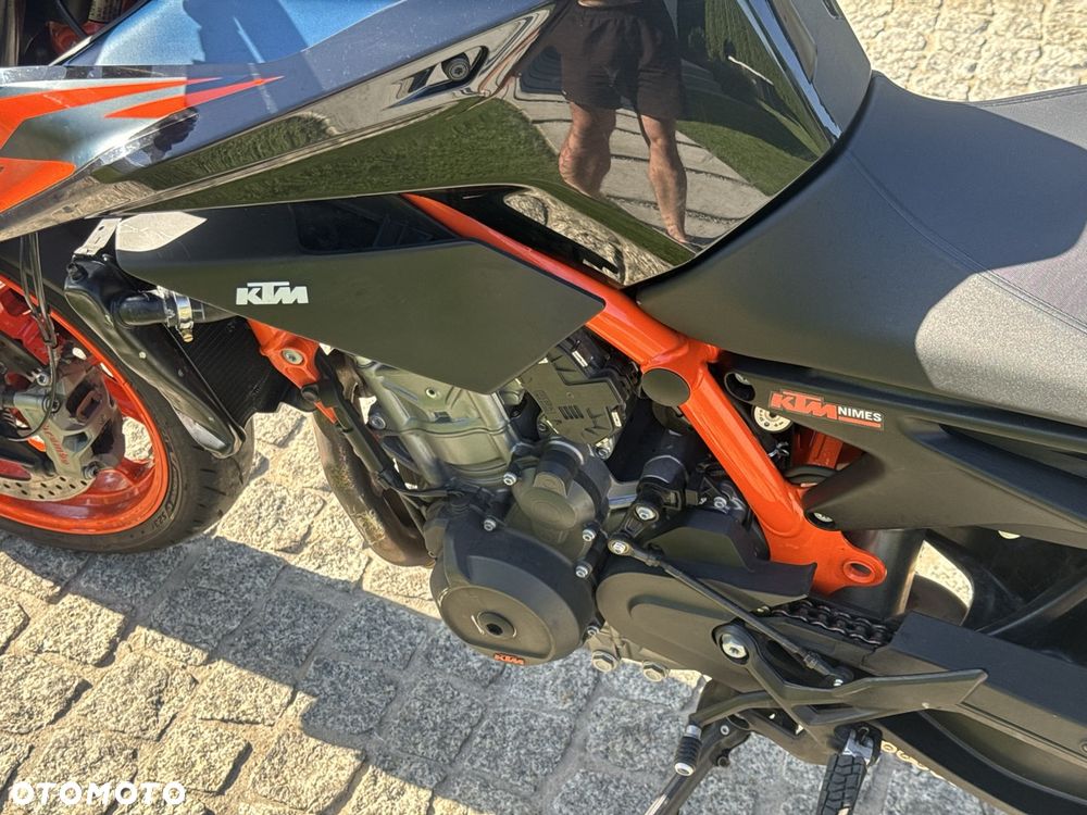 KTM DUKE 890 - 22