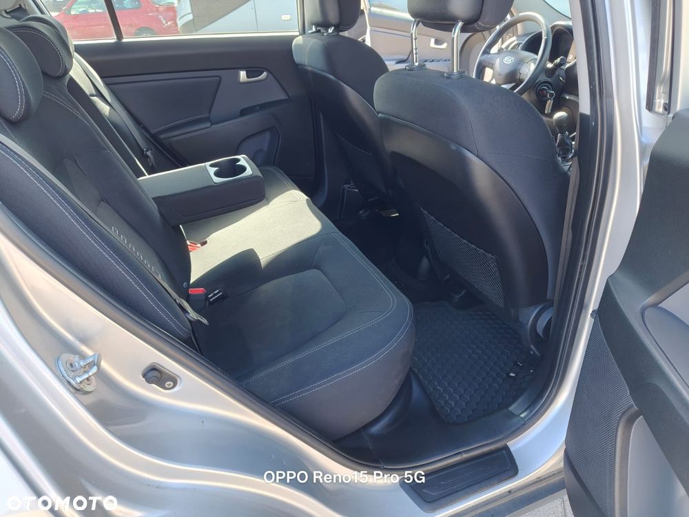 Kia Sportage 2.0 CVVT 4WD Spirit - 12