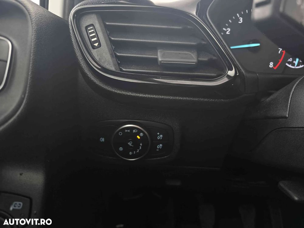 Ford Fiesta - 16
