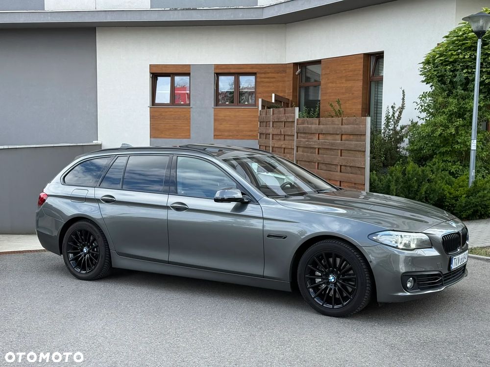 BMW Seria 5 525d Luxury Line - 4