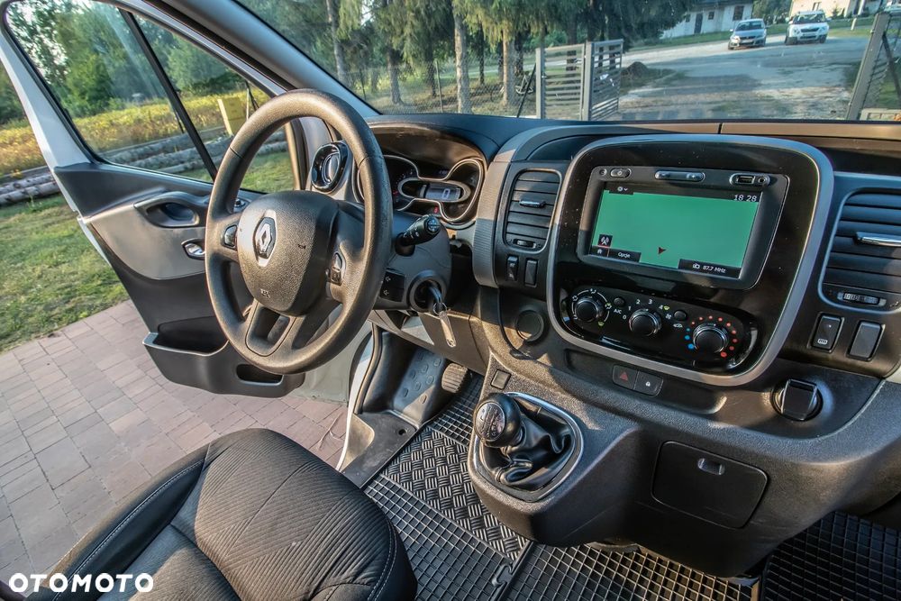 Renault Trafic - 10