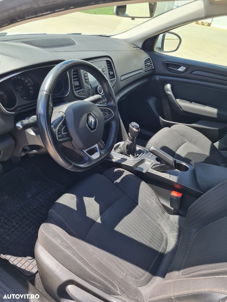 Renault Megane TCE GPF Zen - 5