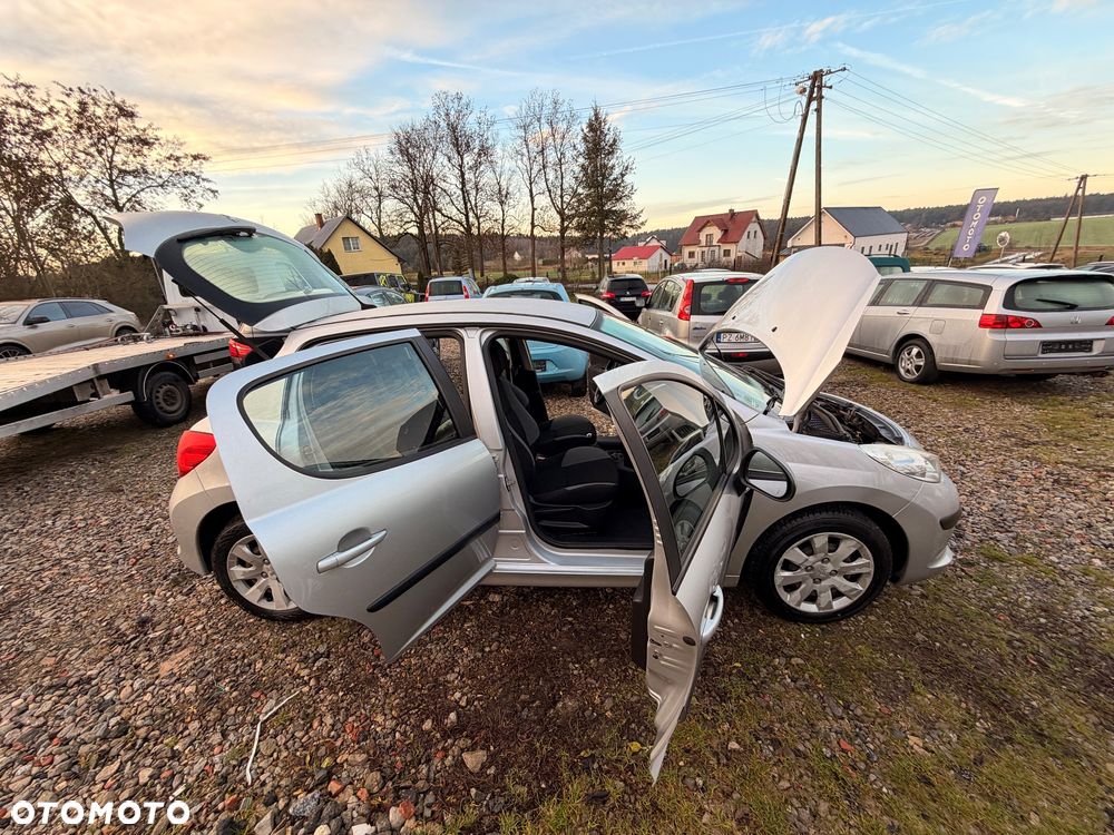 Peugeot 207 1.4 - 4