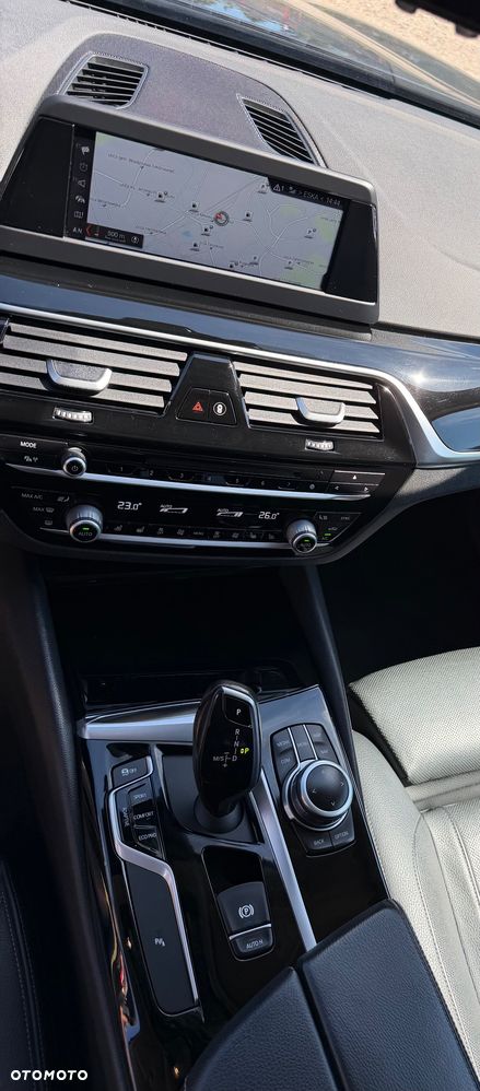 BMW Seria 5 520d M Sport Edition - 39