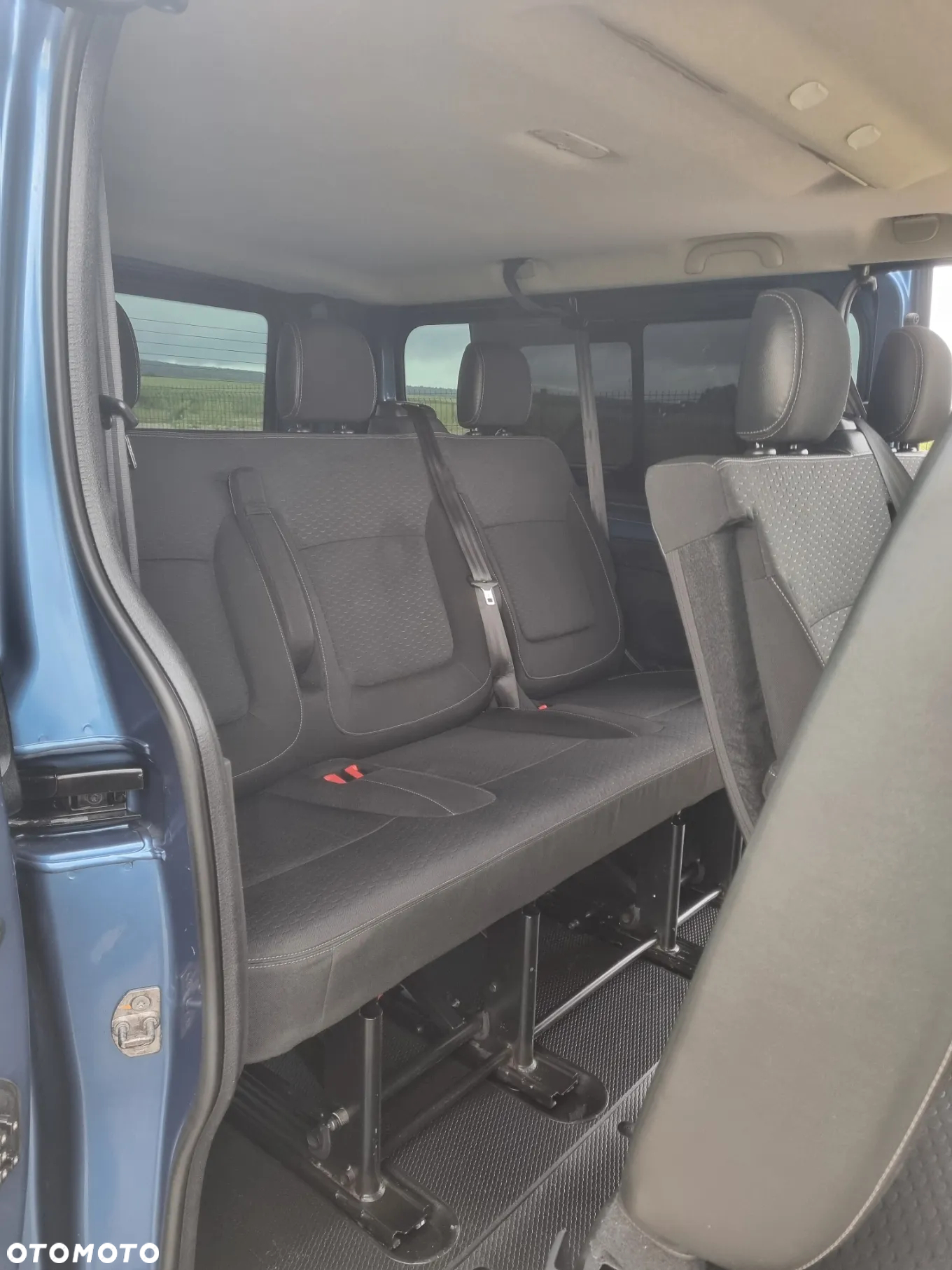 Opel Vivaro - 15