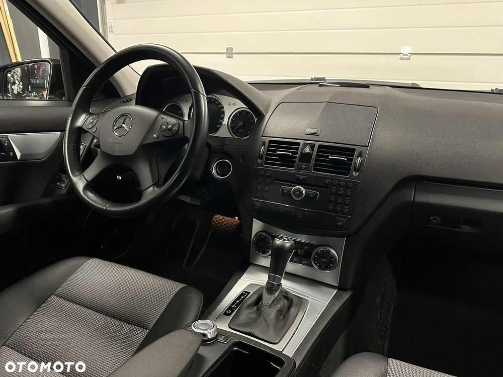 Mercedes-Benz Klasa C 200 7G-TRONIC Avantgarde Edition - 11