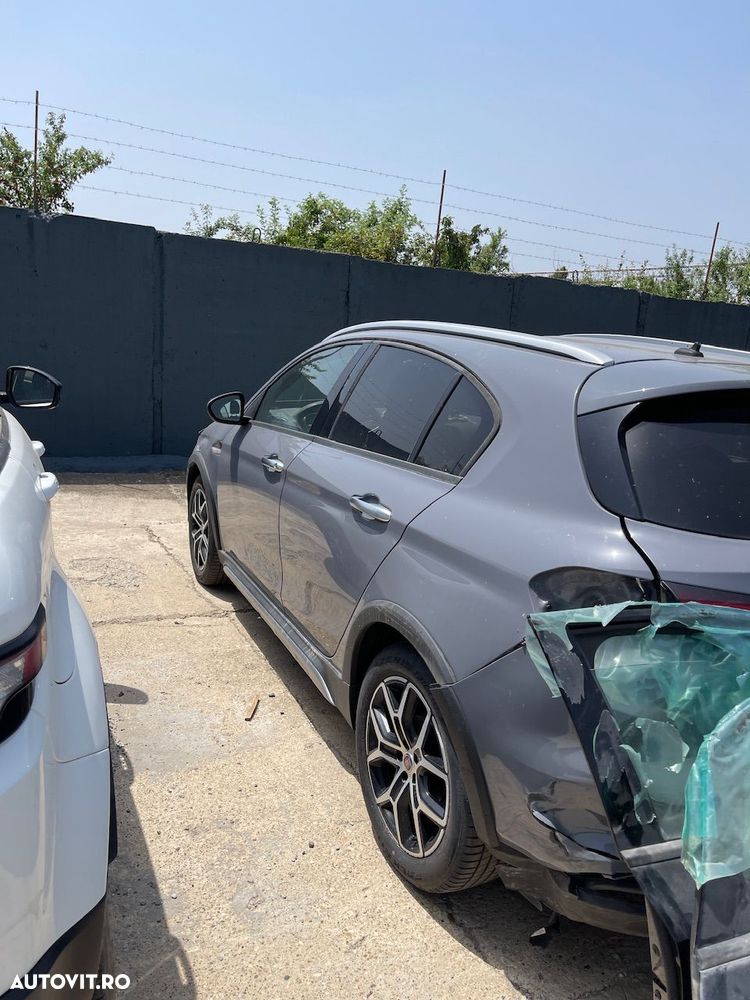Dezmembrez Fiat Tipo 2021 Hatchback - 1