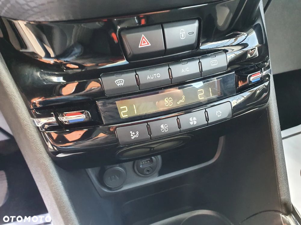 Peugeot 2008 PureTech 110 Stop&Start Allure - 15