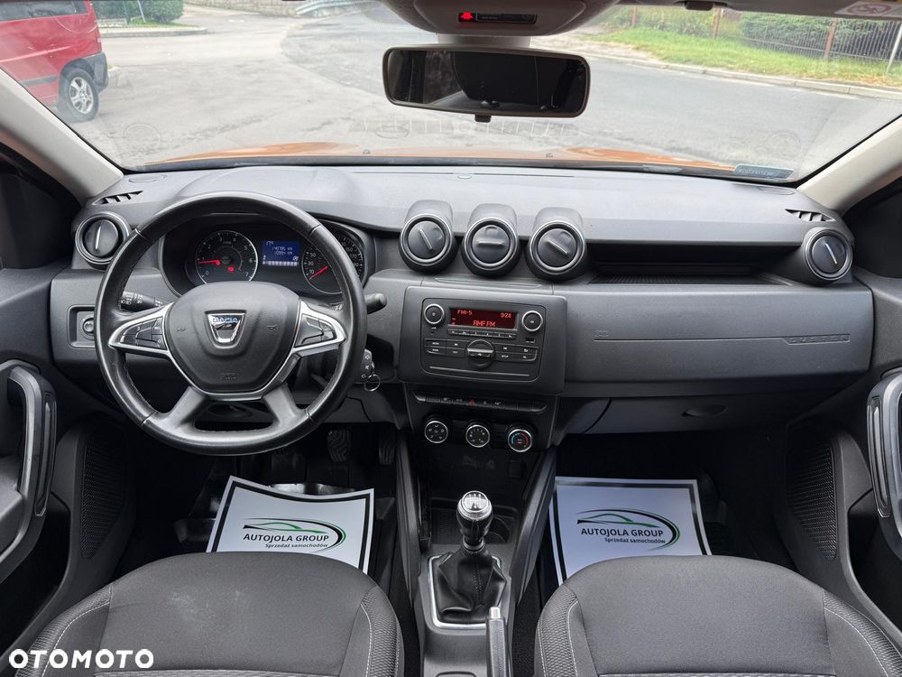 Dacia Duster 1.6 SCe Laureate S&S - 13