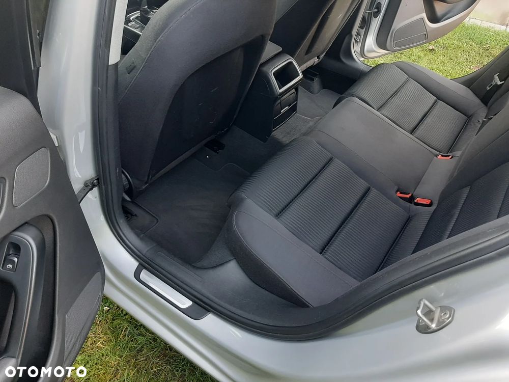 Audi A4 Avant 1.8 TFSI Ambiente - 9