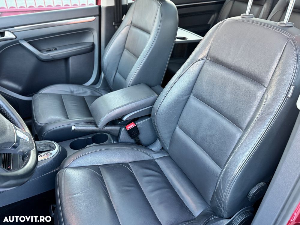 Volkswagen Touran 1.4 TSI DSG Highline - 14