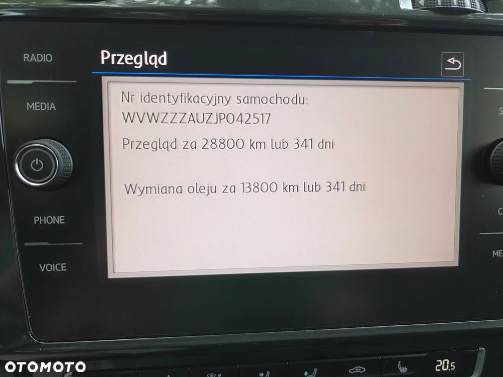 Volkswagen Golf 1.4 TSI BMT Comfortline - 28