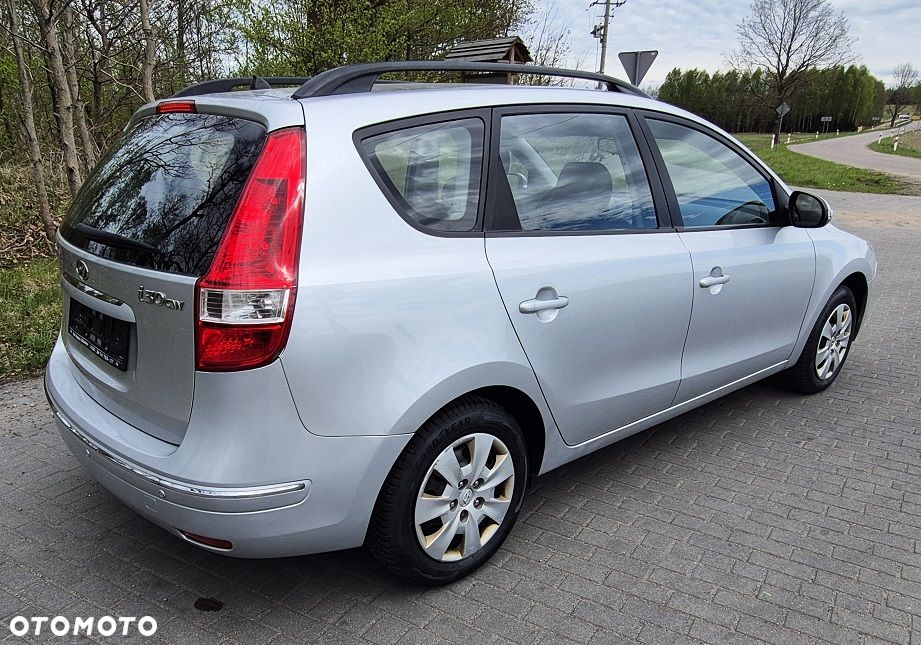 Hyundai i30 i30cw 1.6 Edition Plus - 7