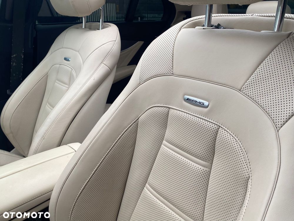 Mercedes-Benz Klasa E - 36