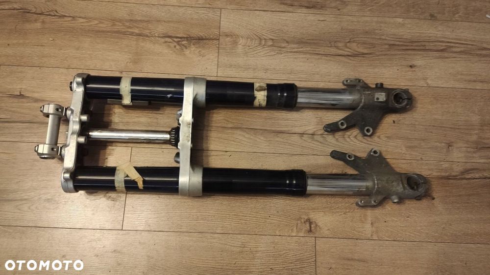 EU LAGI NOGI PÓLKA KPL KTM DUKE 990 06- - 2