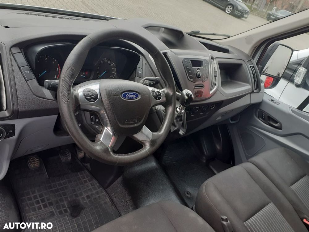 Ford Transit - 12