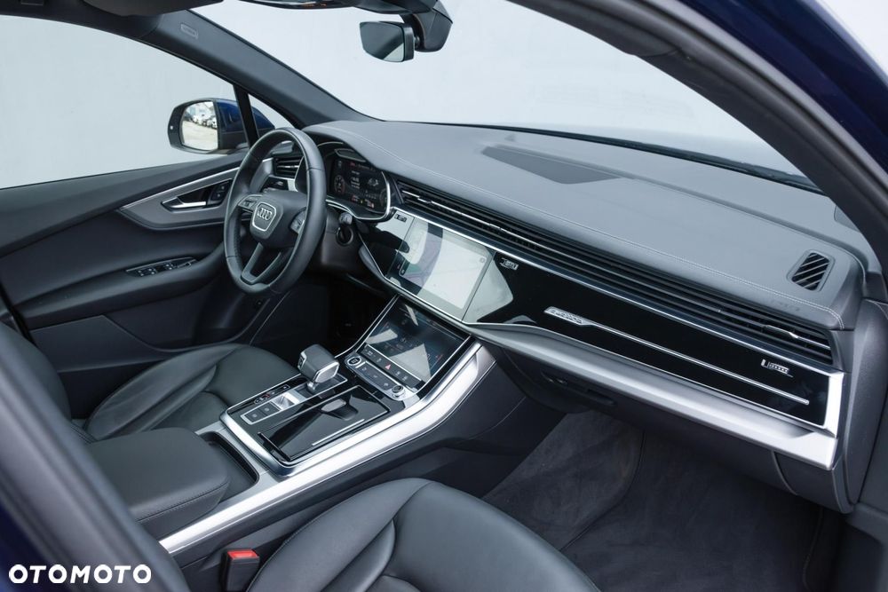 Audi Q7 - 11