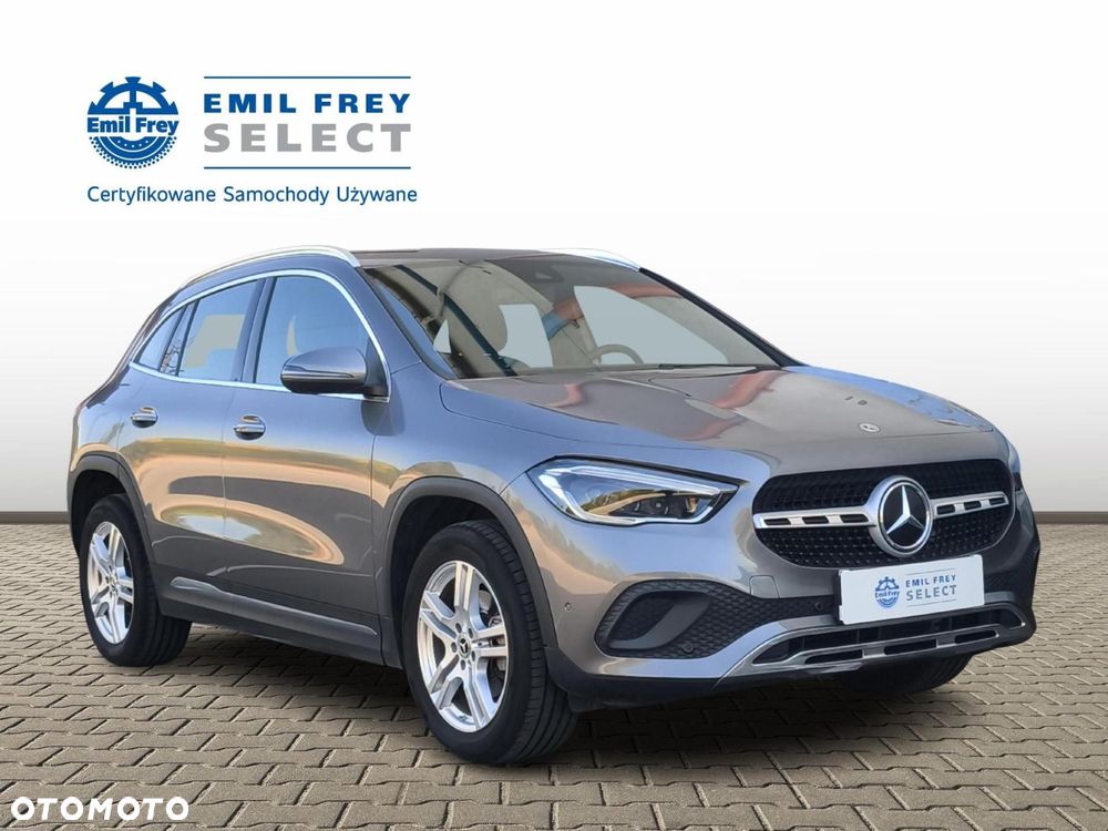 Mercedes-Benz GLA - 7