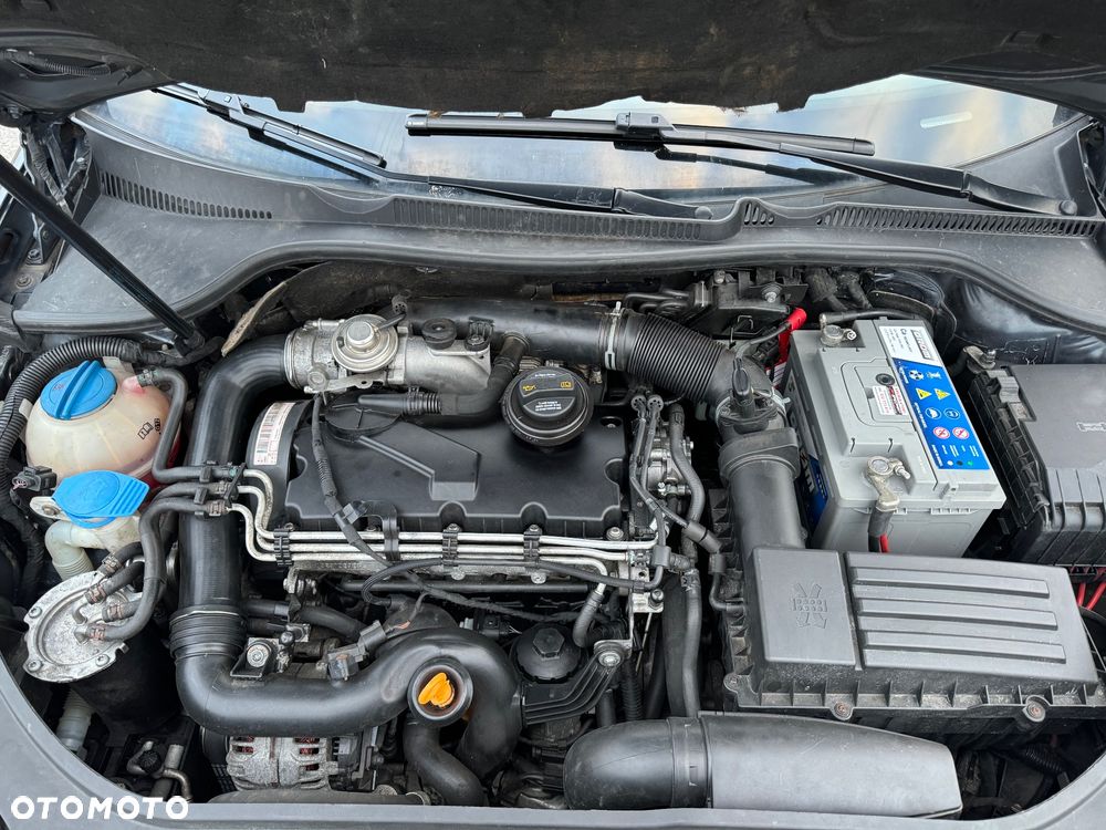 Volkswagen Golf V 1.9 TDI Comfortline - 8