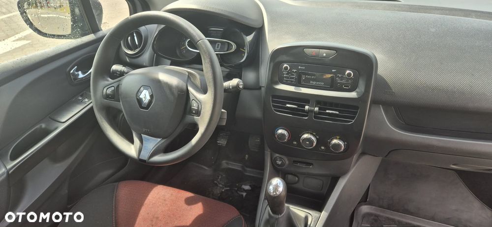 Renault Clio 1.2 16V Life - 13