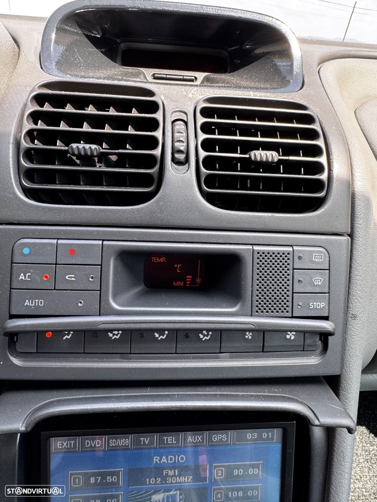 Renault Laguna 1.9 dTi RXE - 10