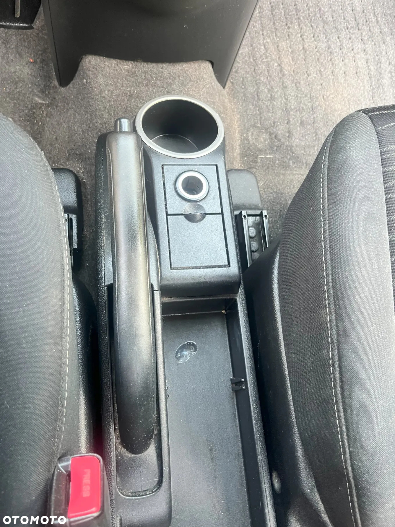 Mazda 2 - 10