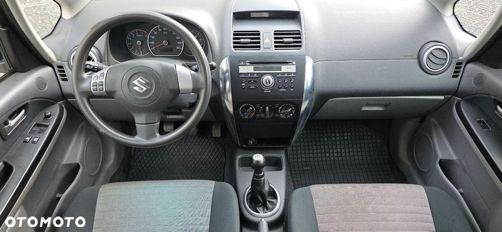 Suzuki SX4 1.6 GS / Premium 4WD - 13
