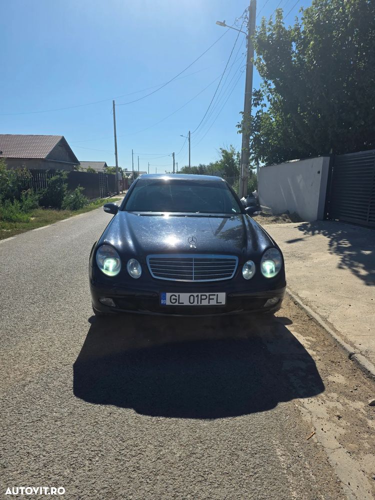 Mercedes-Benz E - 4