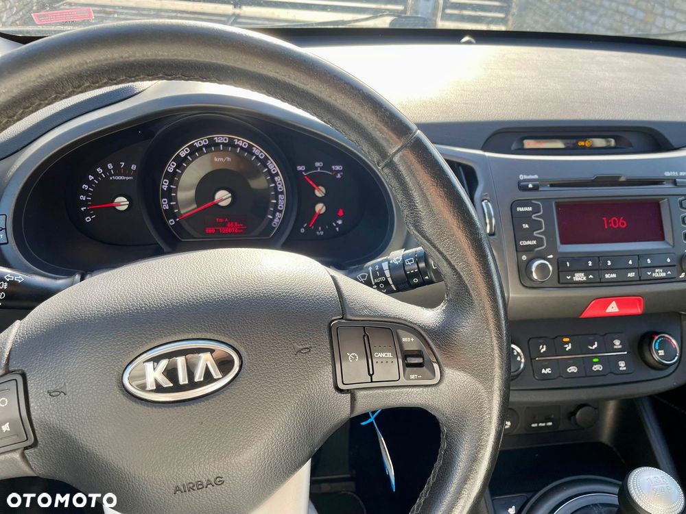 Kia Sportage 2.0 CVVT 4WD Spirit - 12