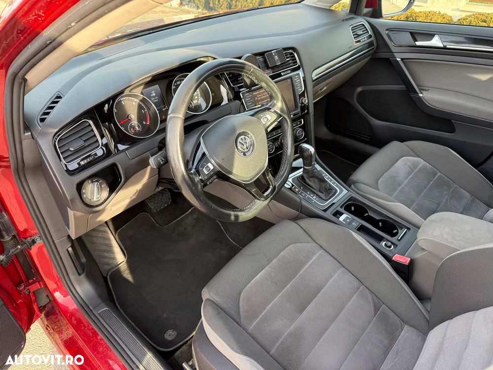 Volkswagen Golf 2.0 TDI (BlueMotion Technology) DSG Highline - 8