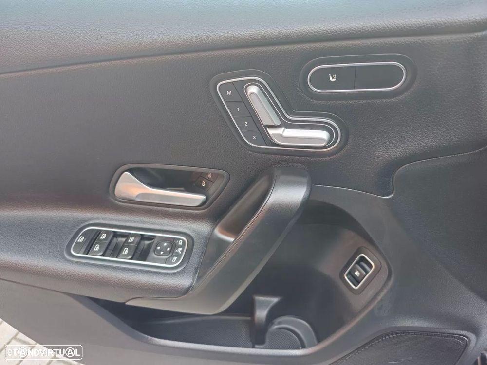 Mercedes-Benz A 250 e 8G-DCT Style - 13