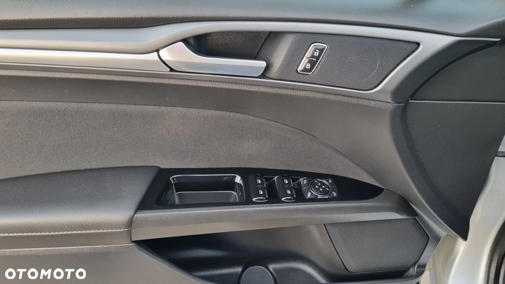 Ford Mondeo 2.0 TDCi STart-Stopp Titanium - 13