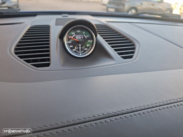 Porsche 911 Série F - 18