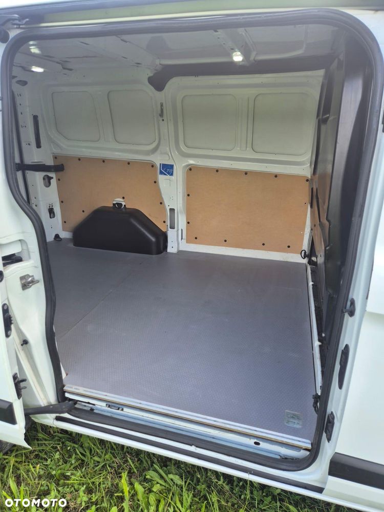 Ford Transit Custom - 24