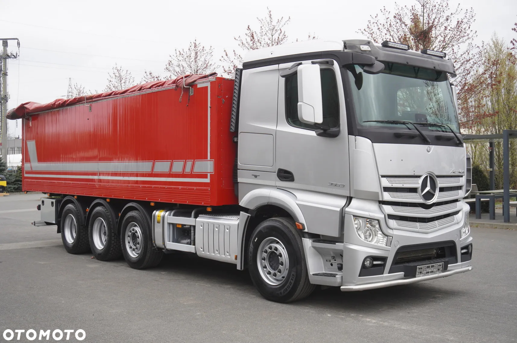 Mercedes-Benz Actros 3563 8x4 / wywrotka do zboża 20 t ładowności - 13
