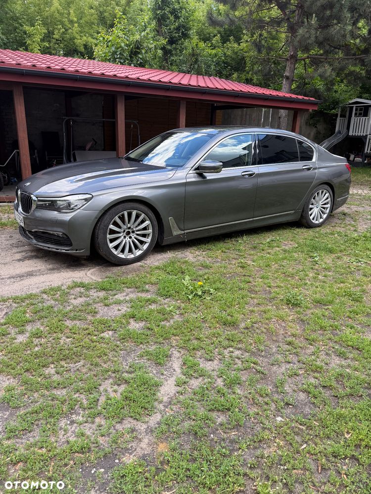 BMW Seria 7 740Li xDrive - 9