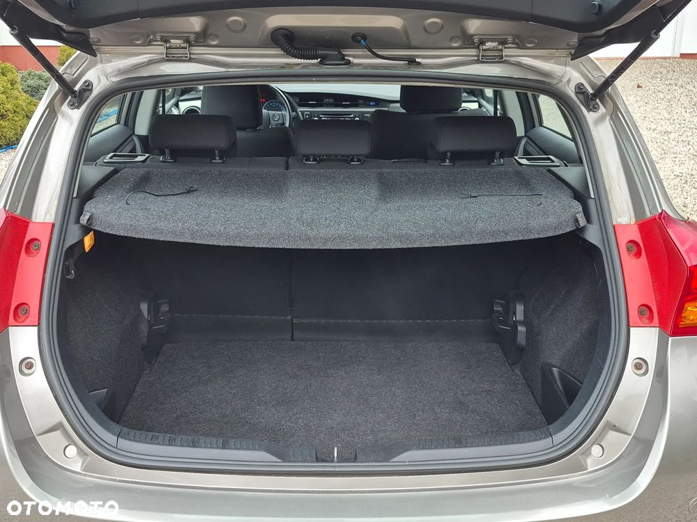 Toyota Auris 1.6 Life - 9