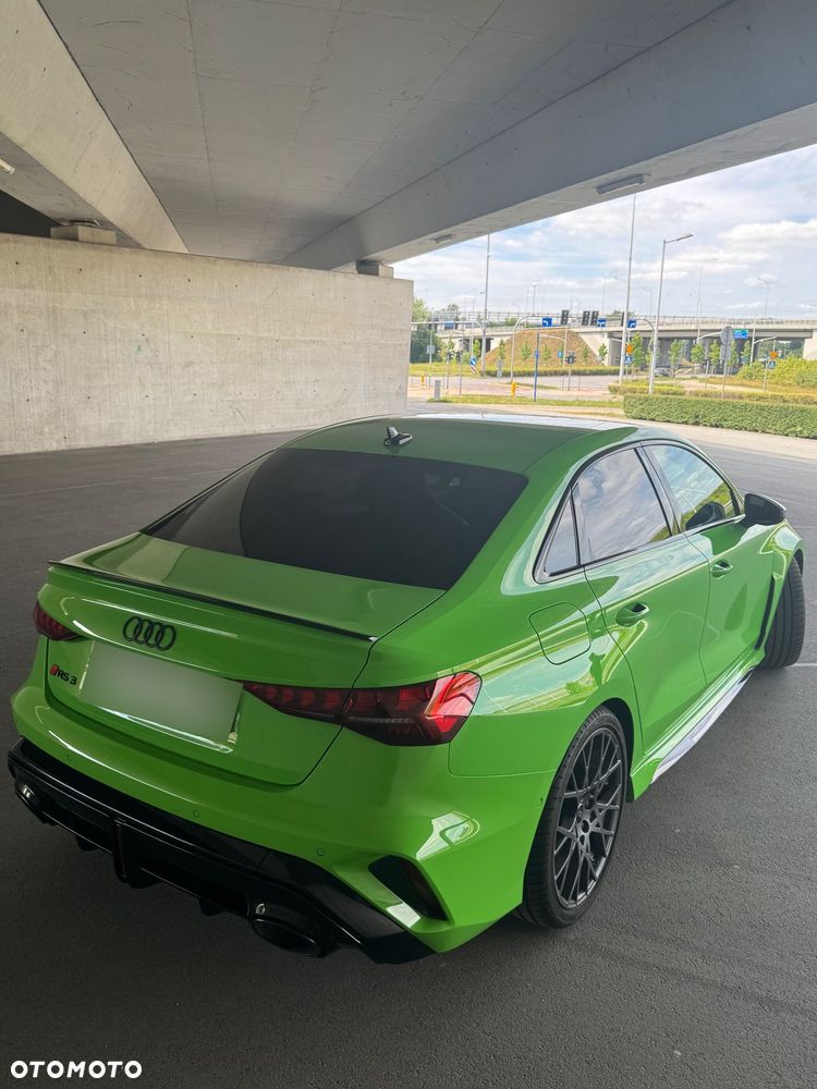 Audi RS3 Limousine - 13