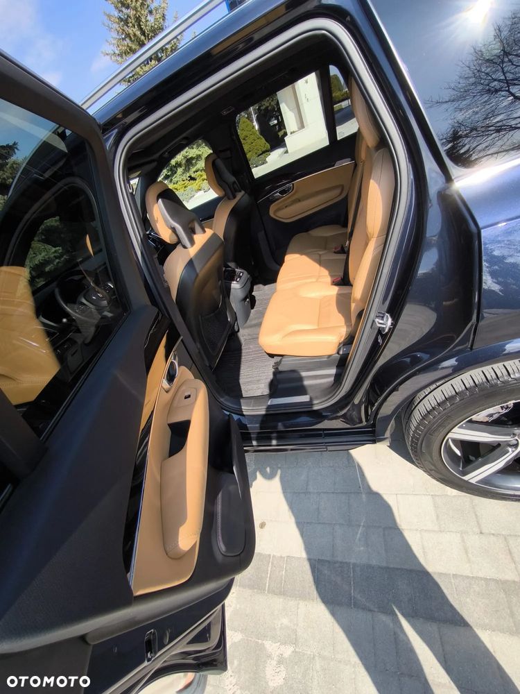 Volvo XC 90 T6 AWD Geartronic Momentum - 33