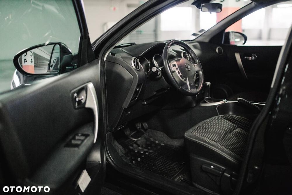 Nissan Qashqai - 22