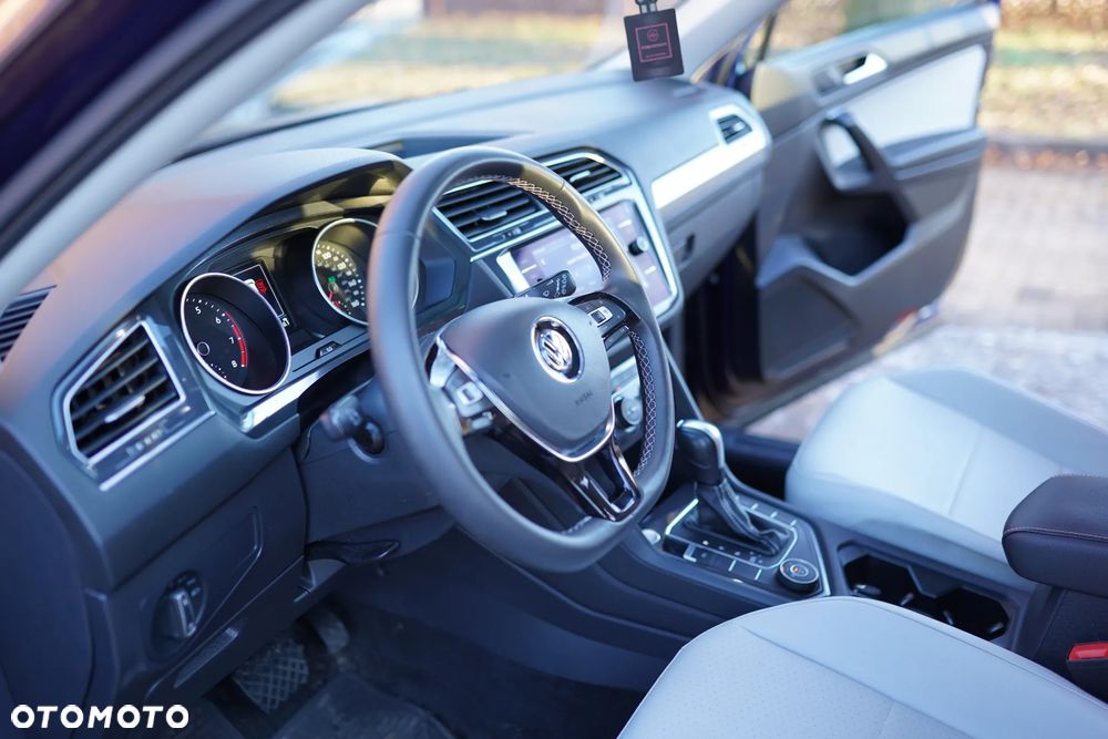Volkswagen Tiguan 2.0 TSI OPF 4MOTION DSG R-Line - 24