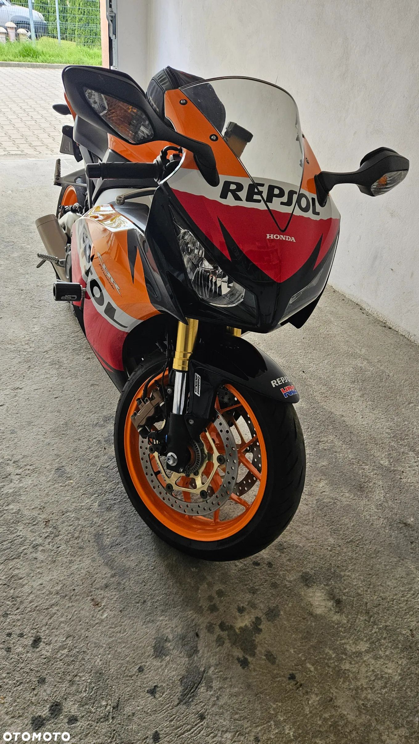 Honda CBR - 1