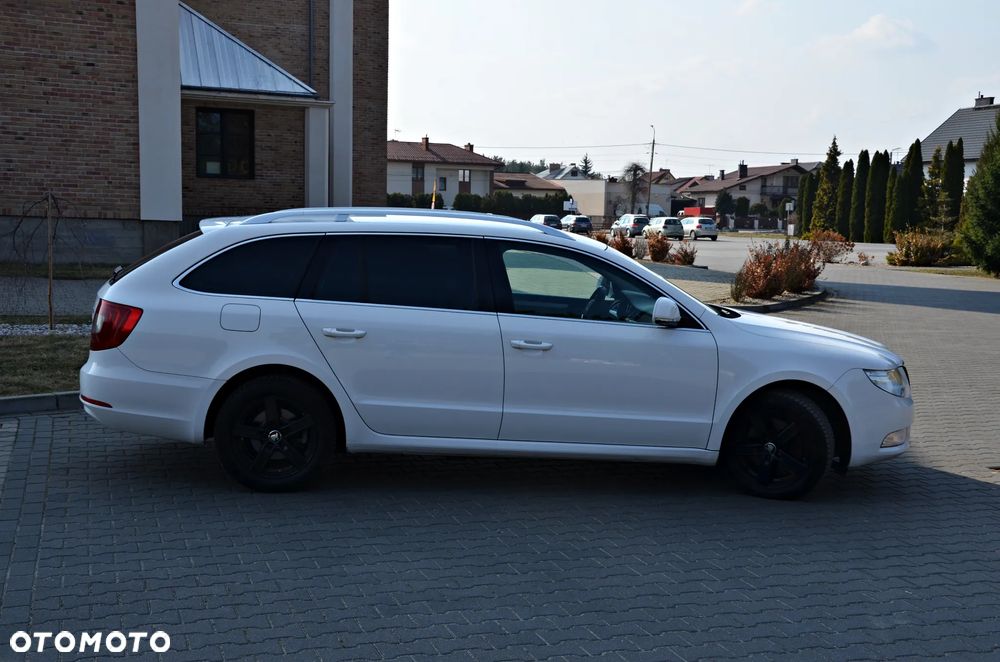 Skoda Superb 2.0 TDI Comfort - 26