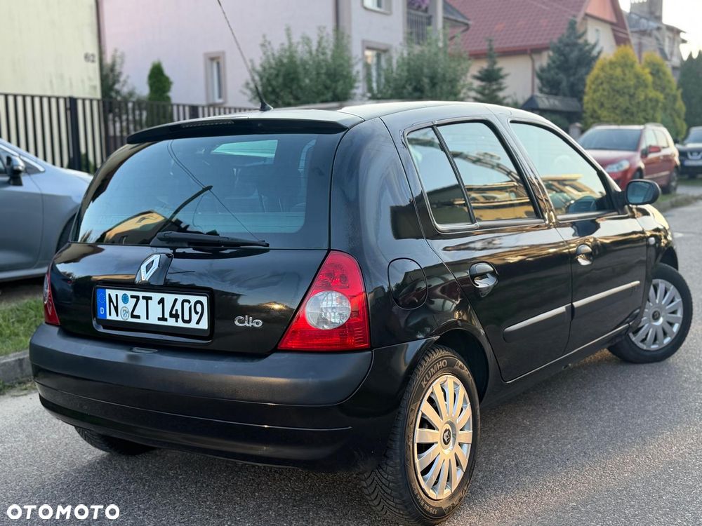 Renault Clio 1.2 16V Emotion - 18