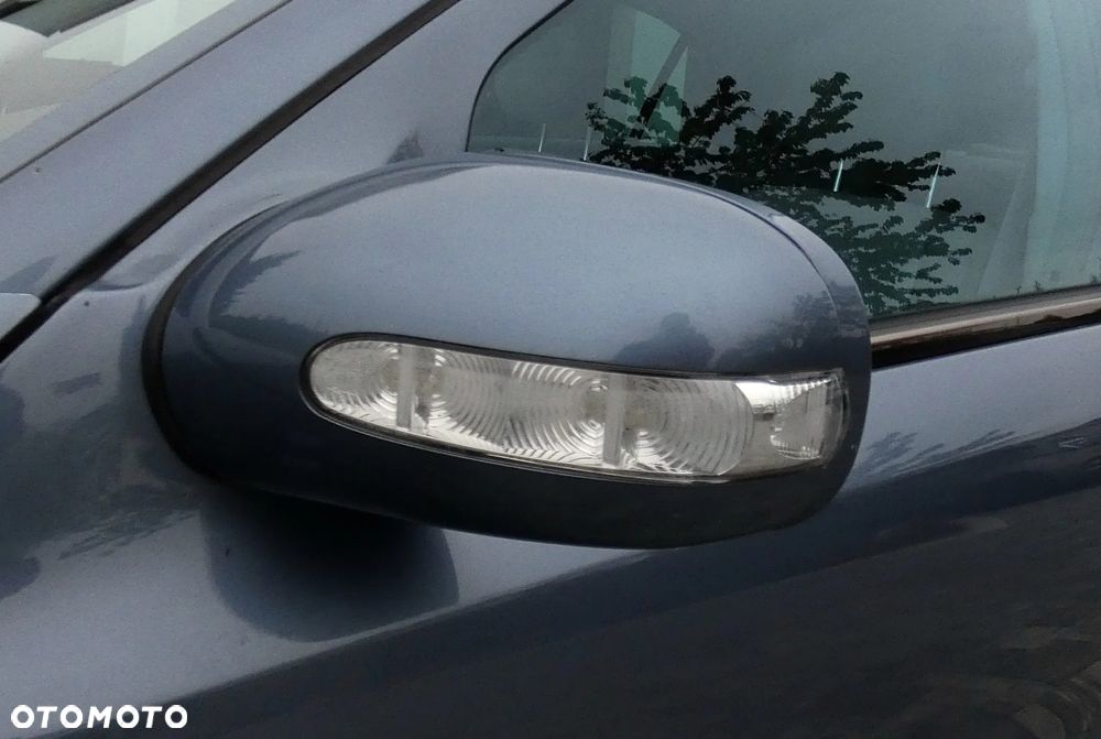 Mercedes-Benz Klasa E 320 T Avantgarde - 31
