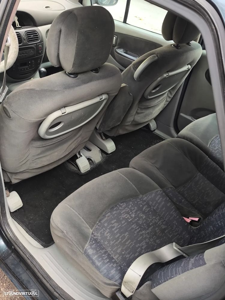 Renault Scénic 1.6 16V Expression GPL - 6